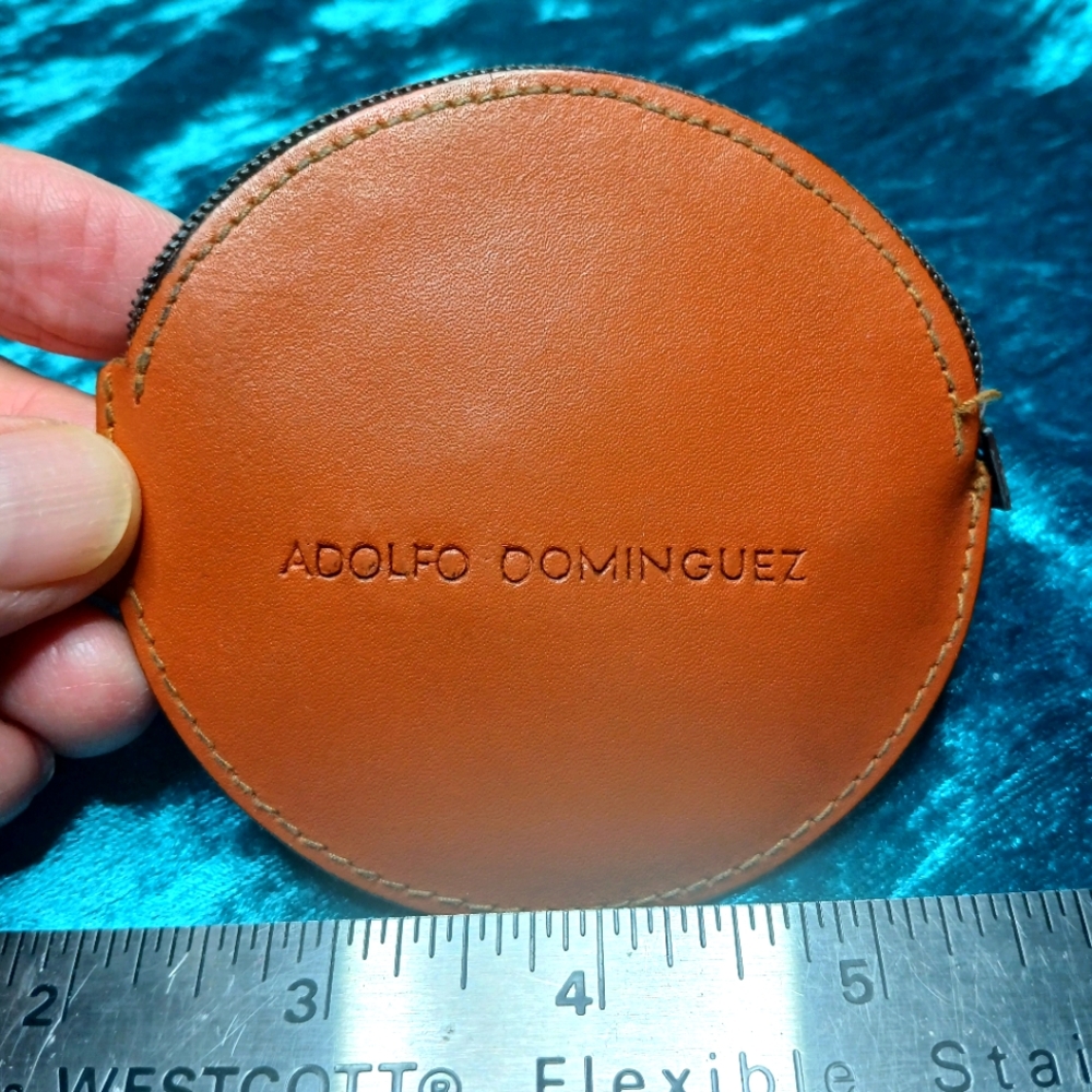 Adolfo Dominguez Tan Leather Coin Pouch